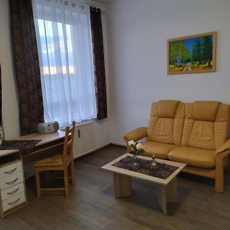 Monteurzimmer Ez Gross Frankfurt  Dış mekan fotoğraf
