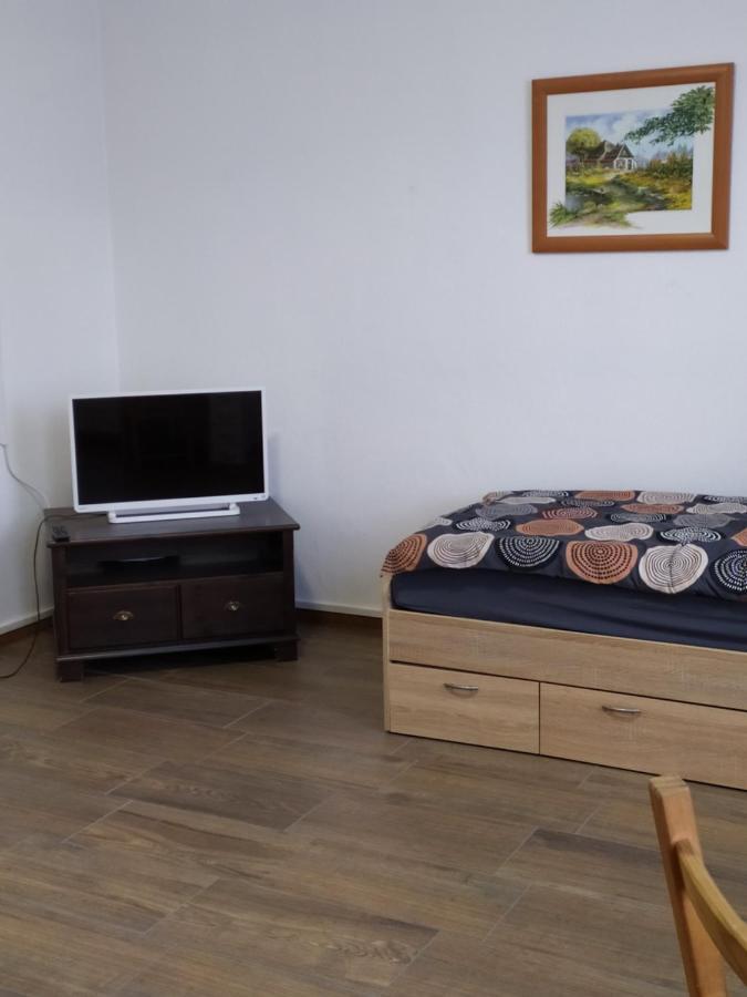 Monteurzimmer Ez Gross Frankfurt  Dış mekan fotoğraf
